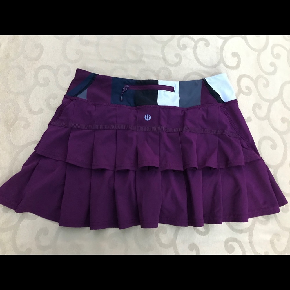 Lululemon tennis skirt - maroon